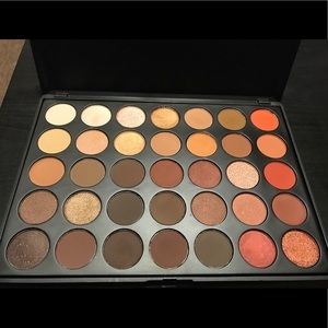 Morphe palette